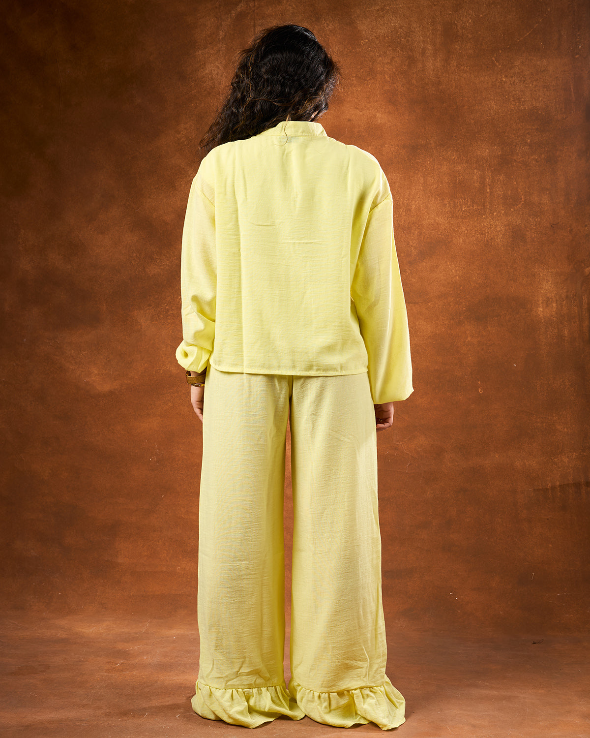 Butter yellow linen set